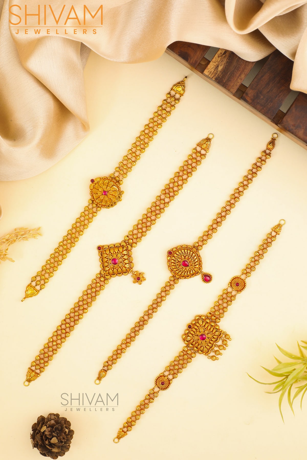 Mugdha Chain